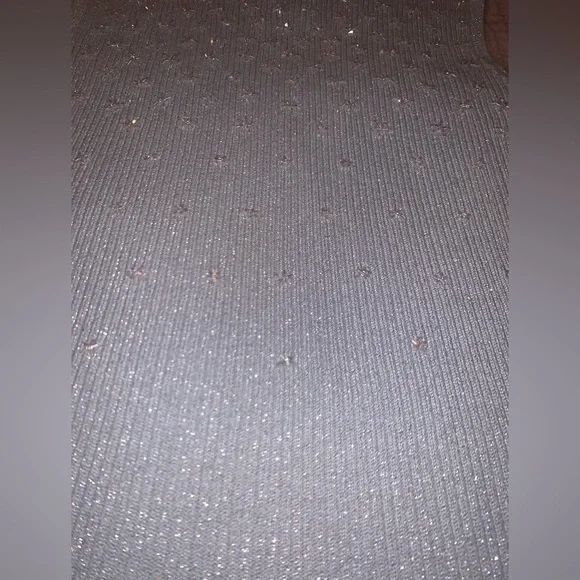 Cache snowflake sparkle Metallic Top - Picture 9 of 9